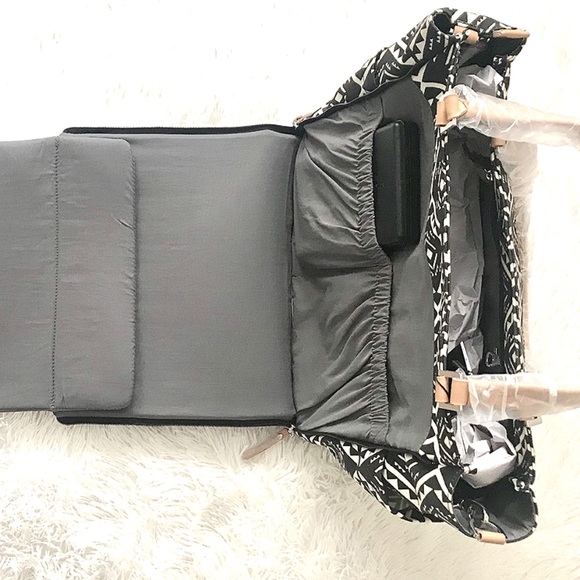 Petunia Pickle Bottom Diaper Bag - Picture 2 of 5